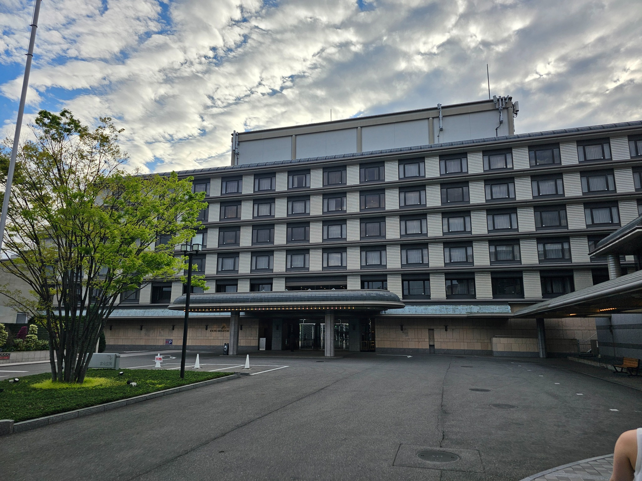 Kyoto Brighton Hotel exterior.